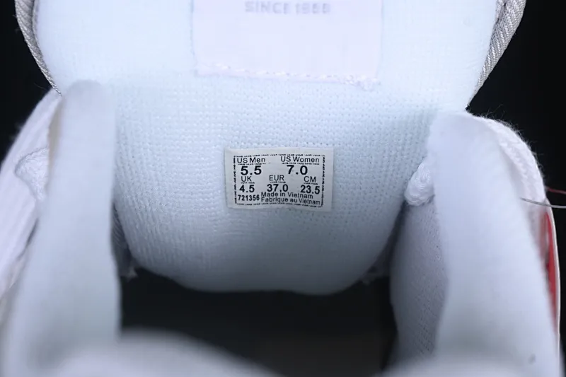 All categories Vans Vans series Vans Low Vans low-top Vans Knu Skool Vans low-top retro casual fat bread shoes VN000CRPBWD